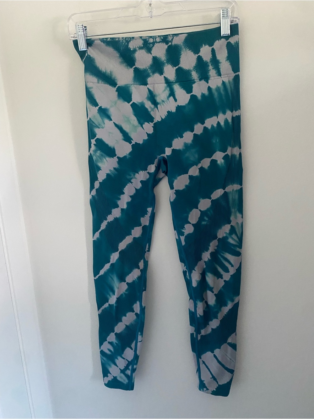 VS Pink Tie Dye Seamless Leggings